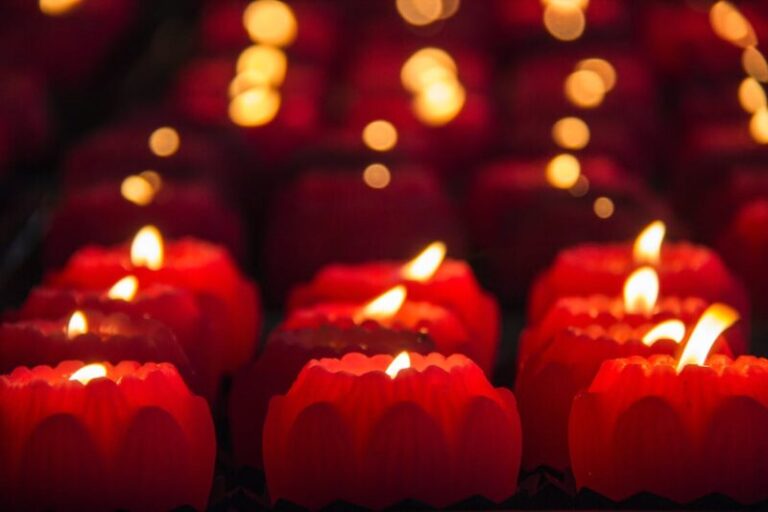 red candles