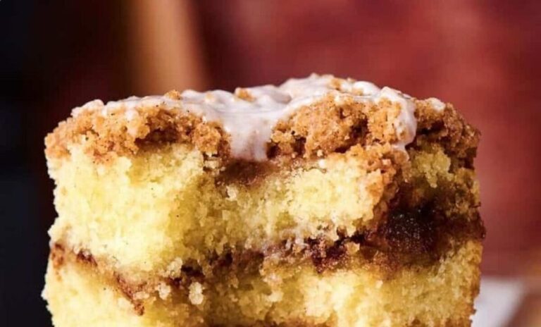 Vegan Cinnamon Streusel Coffee Cake